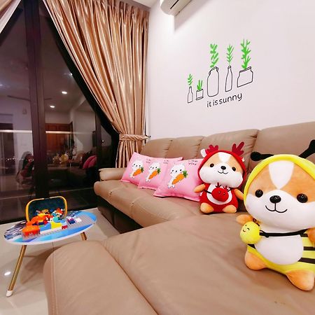 Legoland 3Min Lakeview Happyrainbowsuite 7Pax 2R2B Nusajaya  Ngoại thất bức ảnh