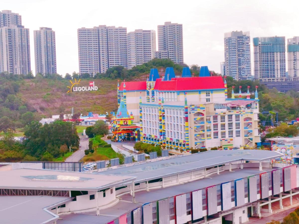 Legoland 3Min Lakeview Happyrainbowsuite 7Pax 2R2B Nusajaya  Ngoại thất bức ảnh
