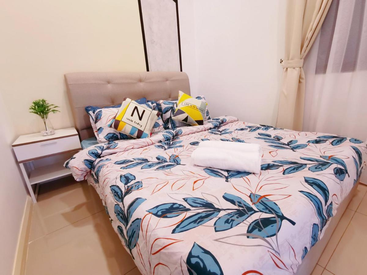 Legoland 3Min Lakeview Happyrainbowsuite 7Pax 2R2B Nusajaya  Ngoại thất bức ảnh